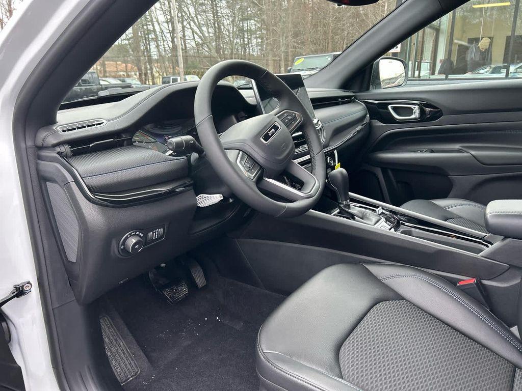new 2026 Jeep Compass car, priced at $31,000