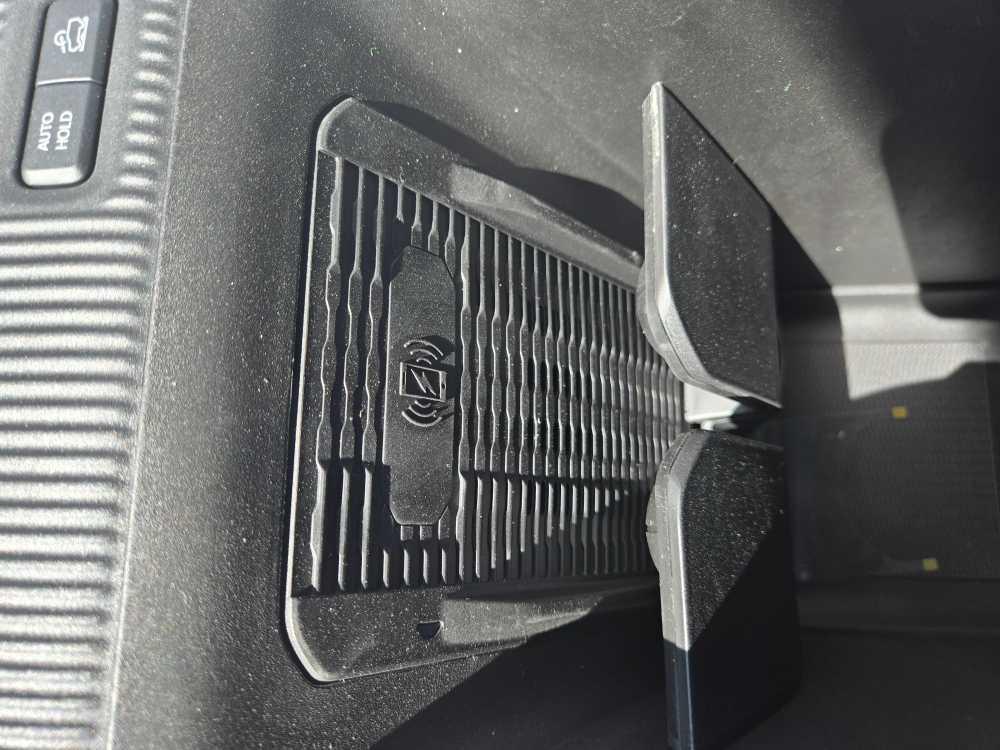 new 2026 Jeep Cherokee car, priced at $41,064