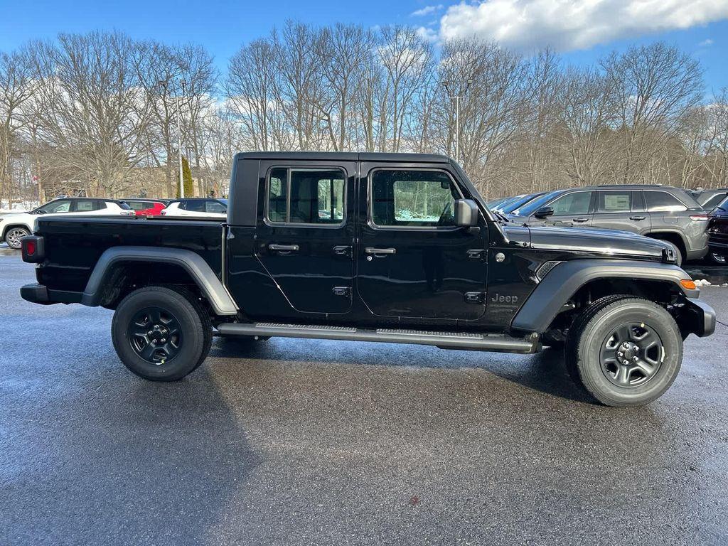 new 2026 Jeep Gladiator car, priced at $43,000