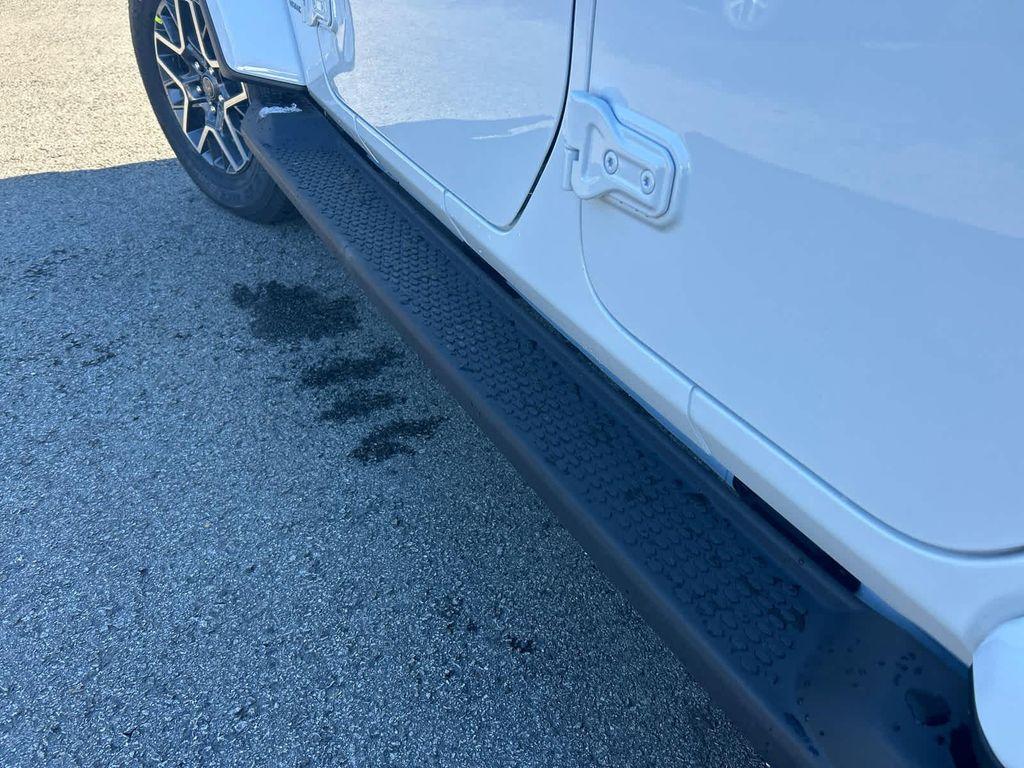 new 2026 Jeep Wrangler car, priced at $52,594