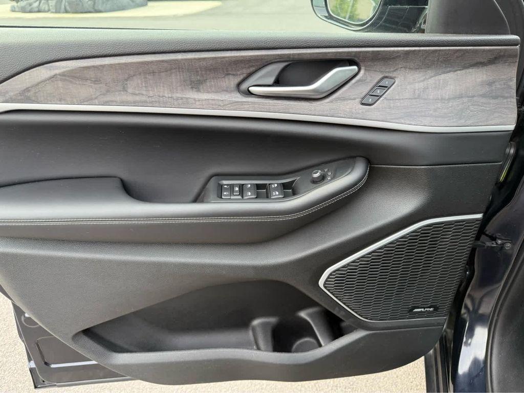 used 2023 Jeep Grand Cherokee 4xe car, priced at $28,775