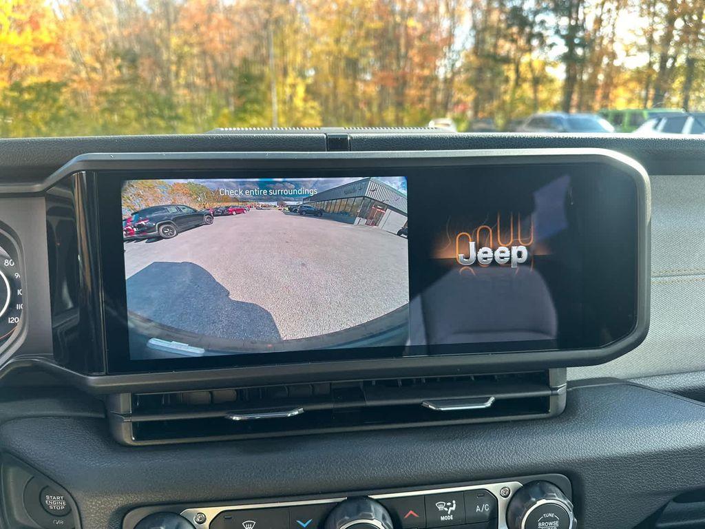 new 2026 Jeep Wrangler car, priced at $39,500