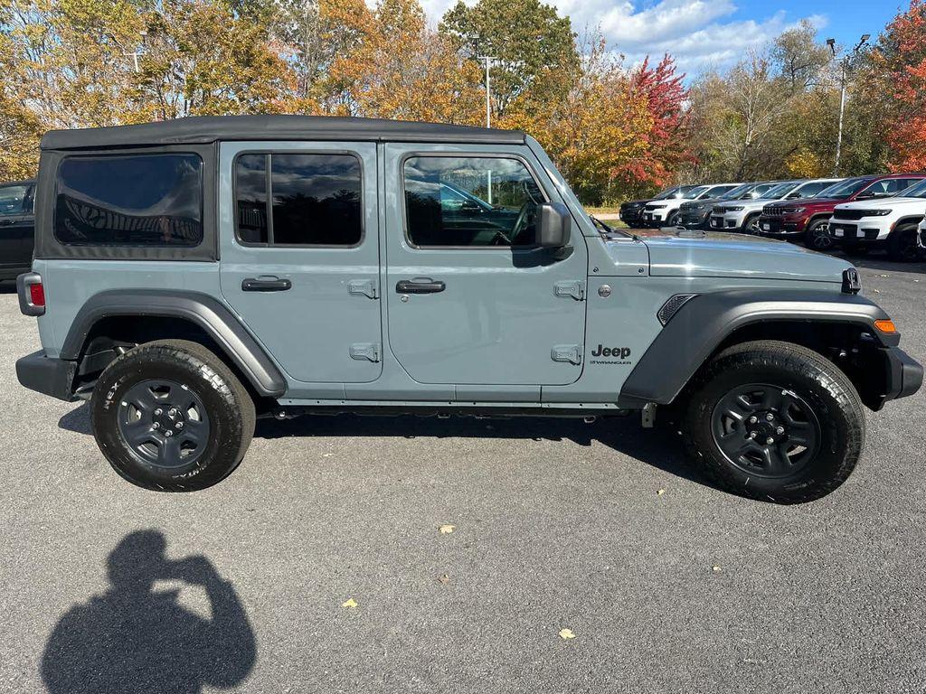 new 2026 Jeep Wrangler car, priced at $39,500