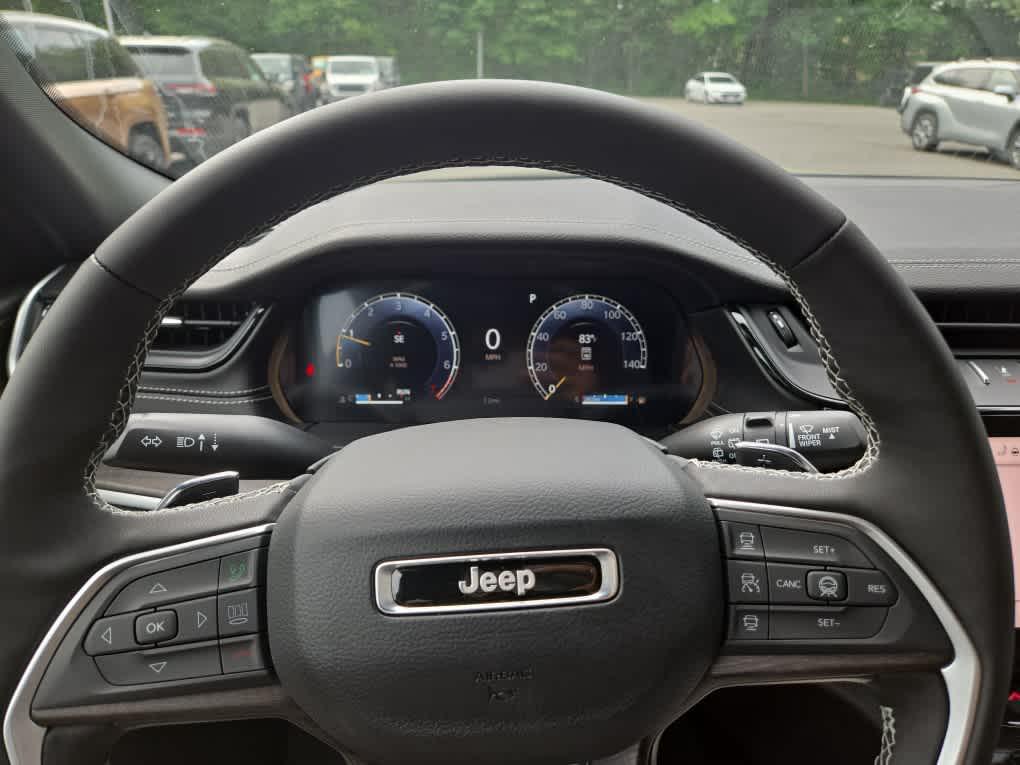 new 2026 Jeep Grand Cherokee car, priced at $48,557
