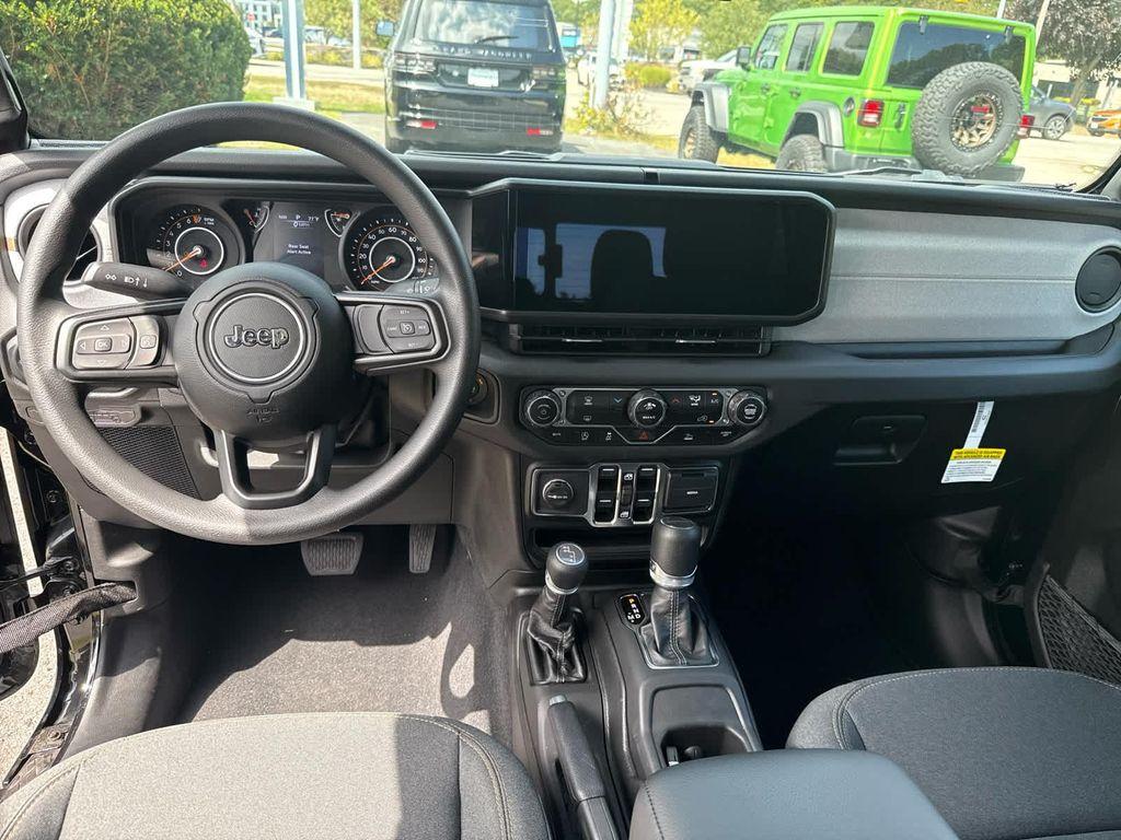 new 2025 Jeep Gladiator car, priced at $40,750