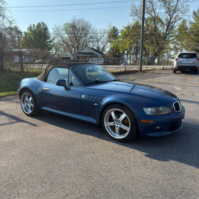 used 2001 BMW Z3 car, priced at $7,999