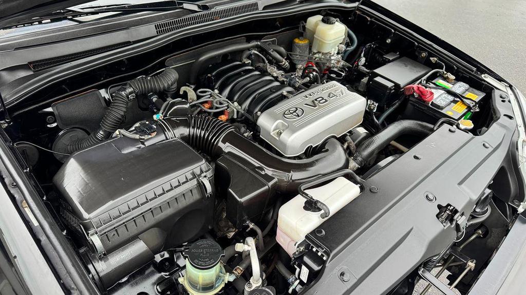 used 2005 Toyota 4Runner car, priced at $10,999