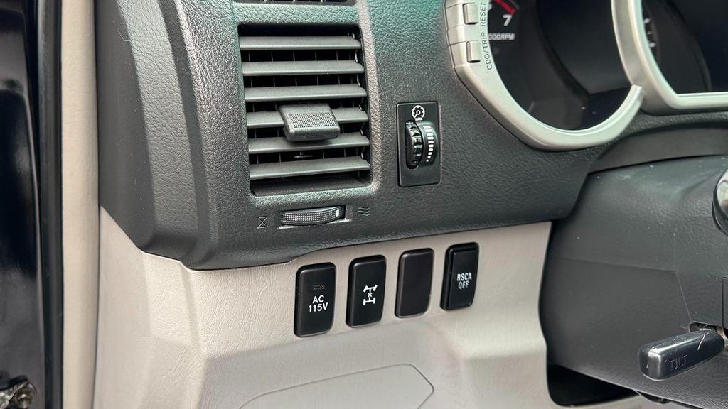 used 2005 Toyota 4Runner car, priced at $10,999