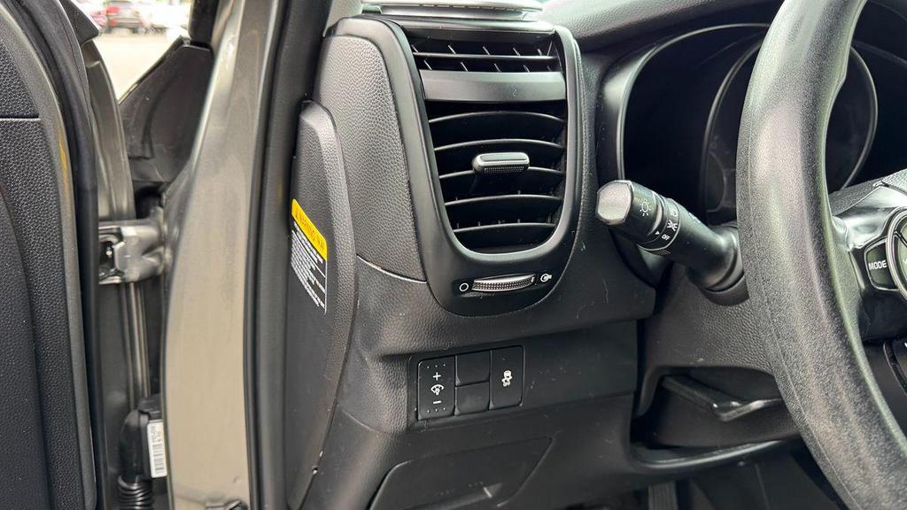 used 2014 Kia Soul car, priced at $6,999