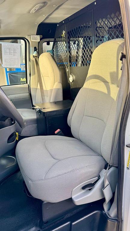 used 2006 Ford E250 car, priced at $7,999