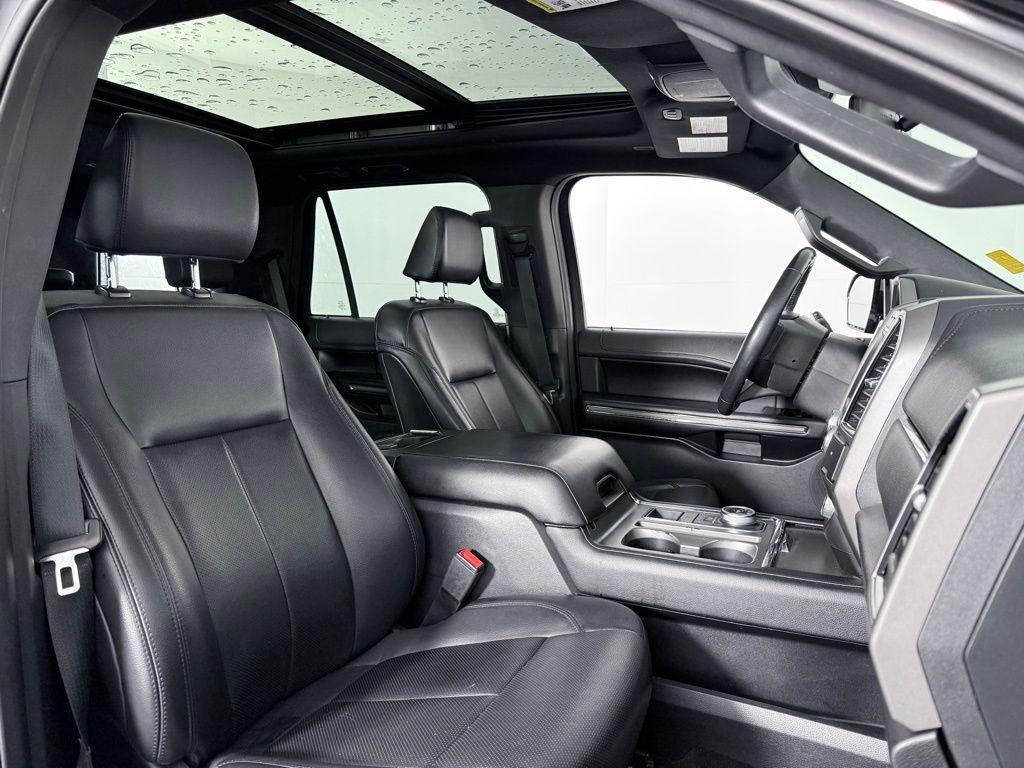 used 2021 Ford Expedition car, priced at $20,887