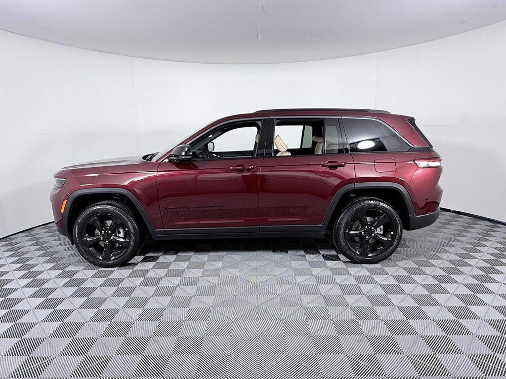 new 2026 Jeep Grand Cherokee car, priced at $41,666