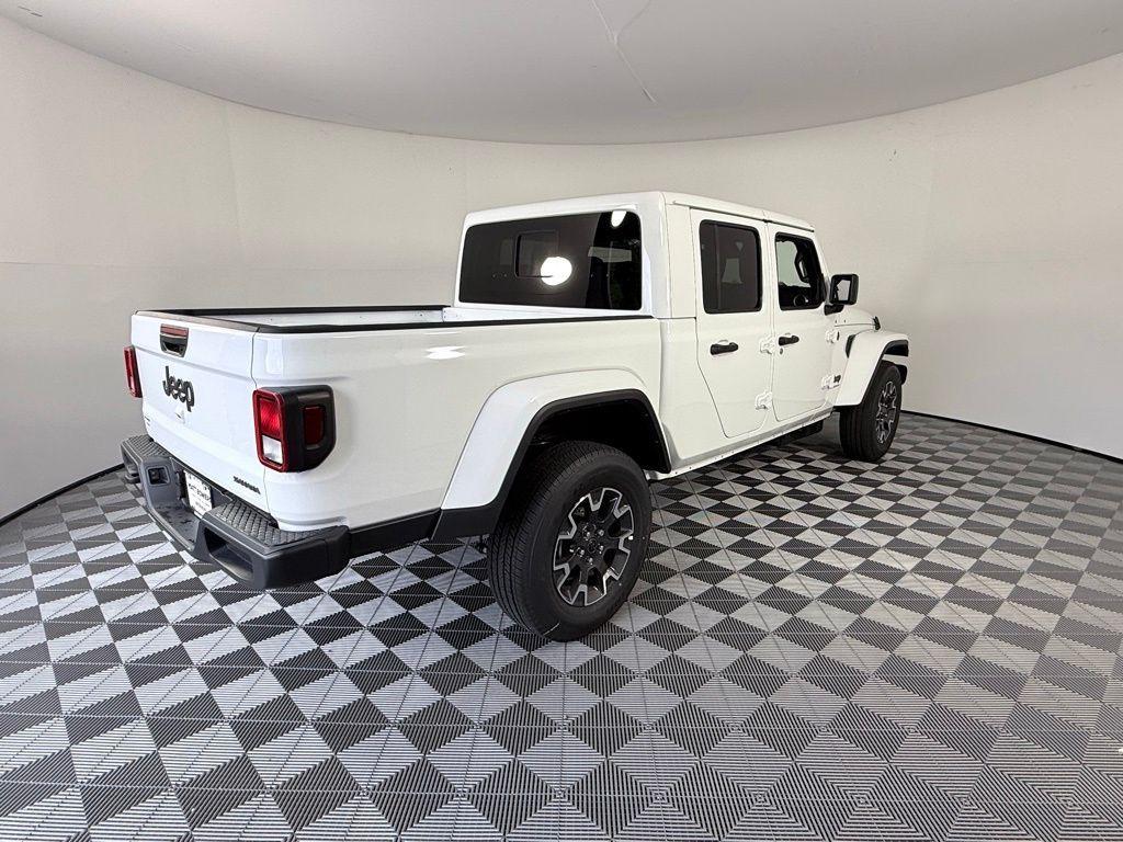 new 2026 Jeep Gladiator car, priced at $42,752