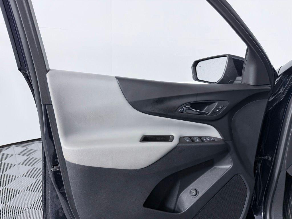 used 2021 Chevrolet Equinox car, priced at $18,487