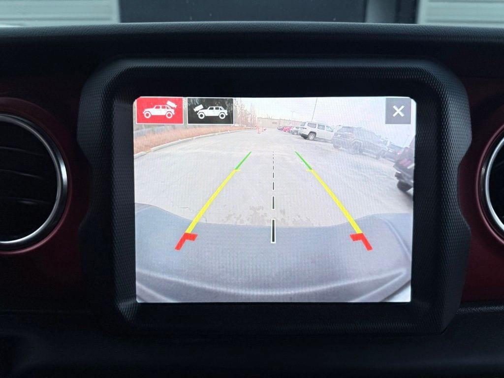 used 2021 Jeep Wrangler Unlimited car, priced at $31,487