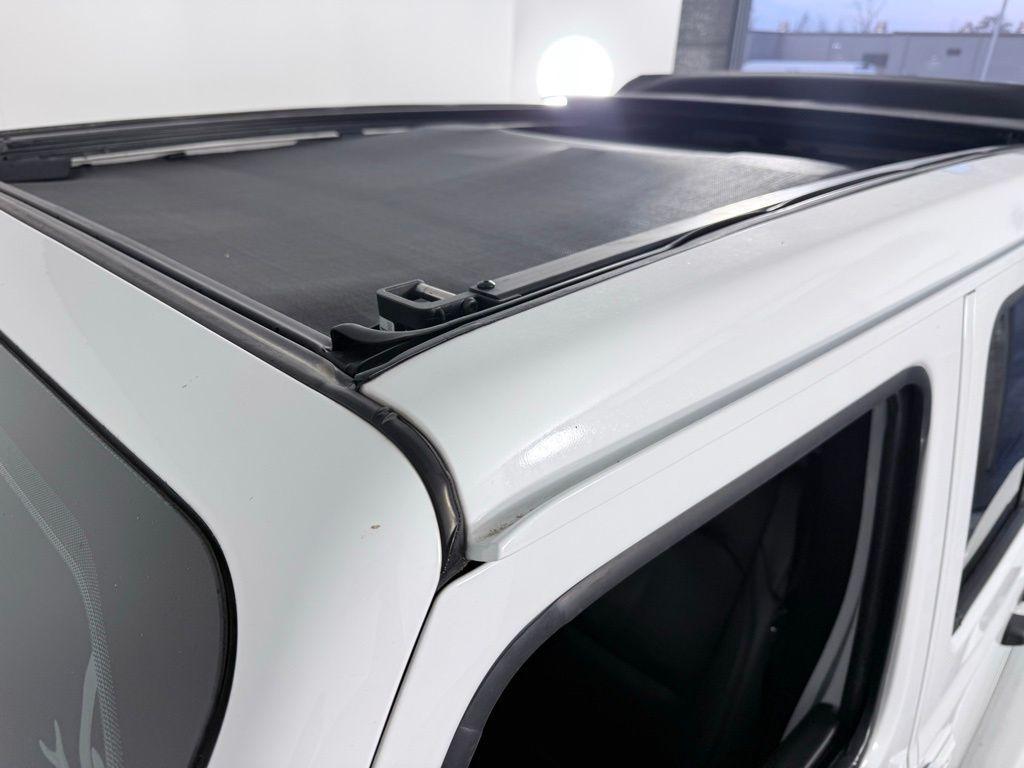 used 2021 Jeep Wrangler Unlimited car, priced at $31,487