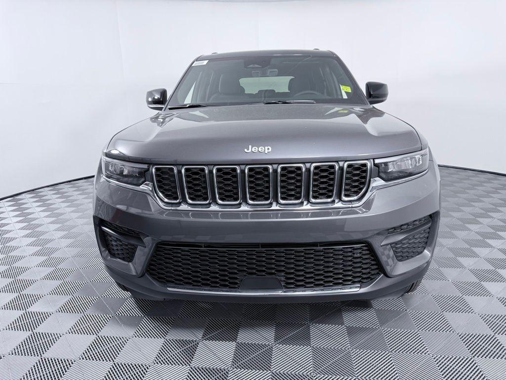 new 2025 Jeep Grand Cherokee car, priced at $34,432