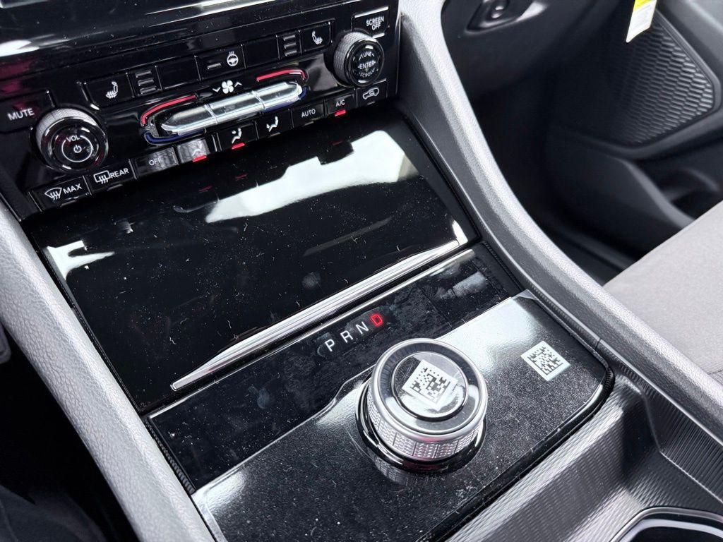 new 2025 Jeep Grand Cherokee car, priced at $34,432