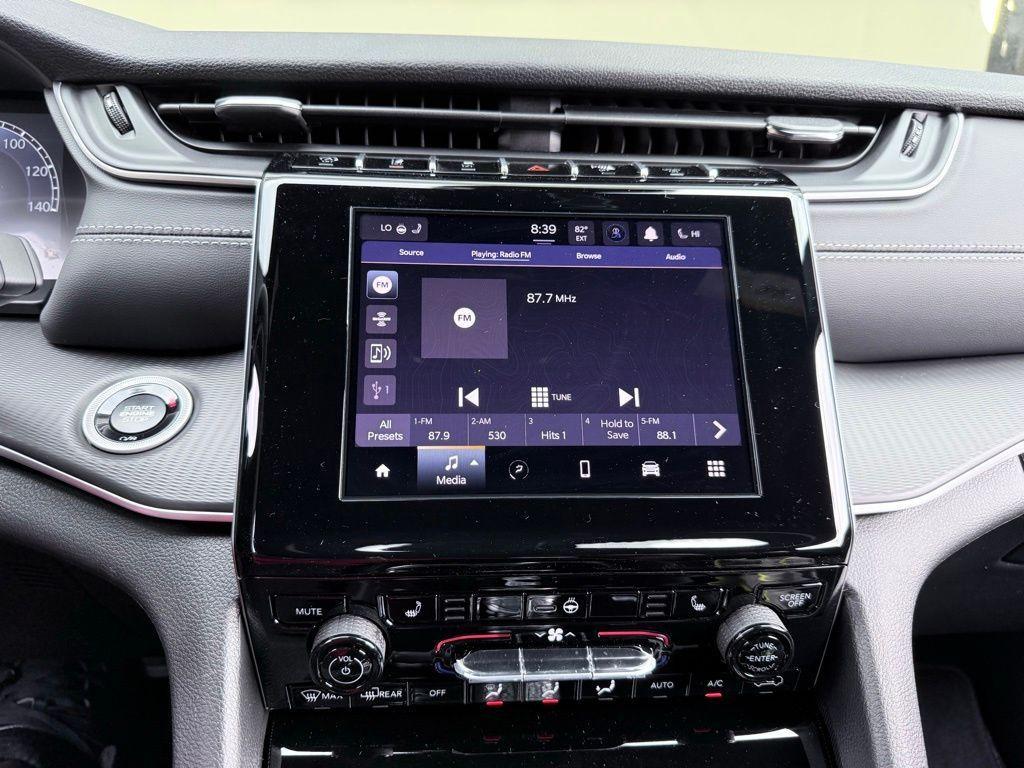 new 2025 Jeep Grand Cherokee car, priced at $34,432