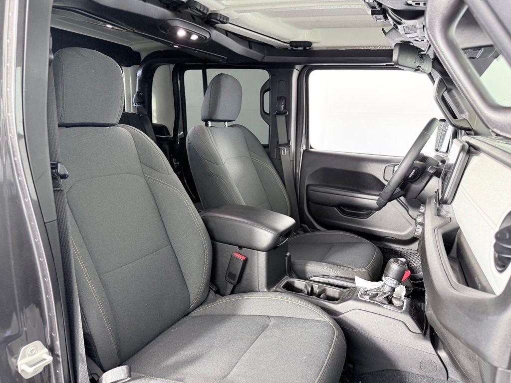 used 2024 Jeep Gladiator car, priced at $39,487