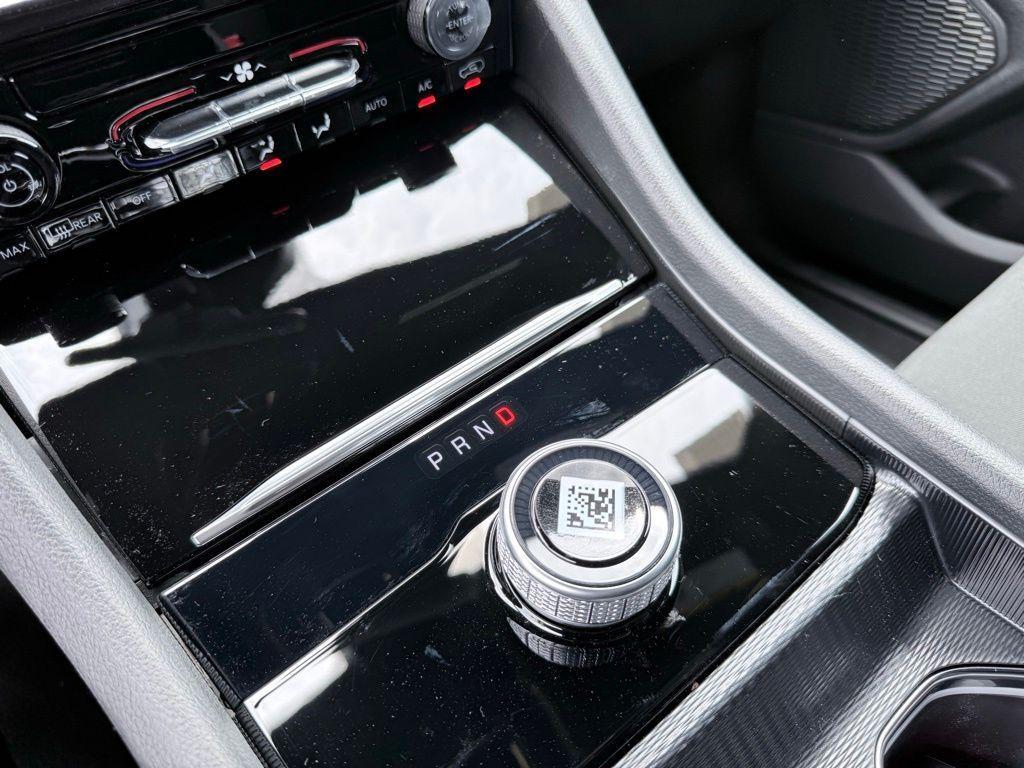 new 2026 Jeep Grand Cherokee car, priced at $33,474