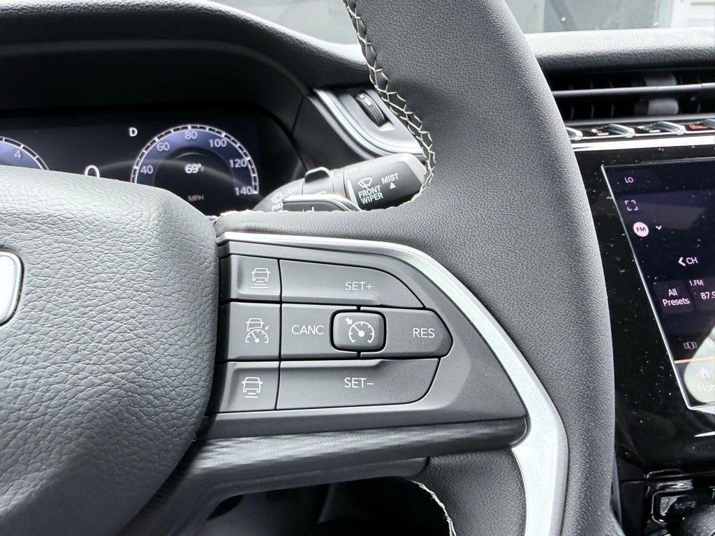new 2026 Jeep Grand Cherokee car, priced at $33,474