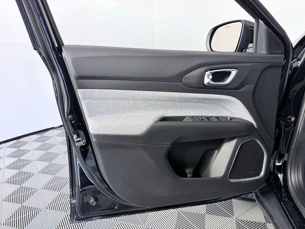 new 2026 Jeep Compass car, priced at $28,486