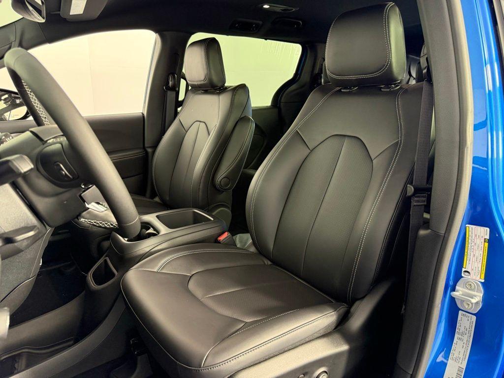 new 2026 Chrysler Pacifica car, priced at $43,130