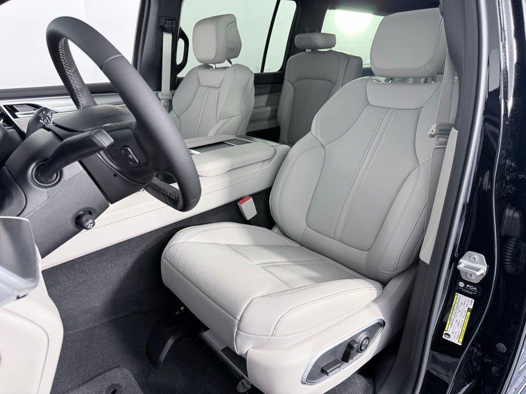 new 2026 Jeep Grand Wagoneer car, priced at $76,064