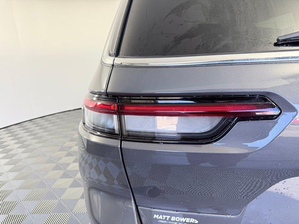 new 2025 Jeep Grand Cherokee L car, priced at $36,520