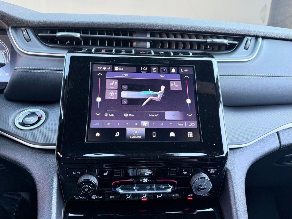 new 2025 Jeep Grand Cherokee L car, priced at $36,520