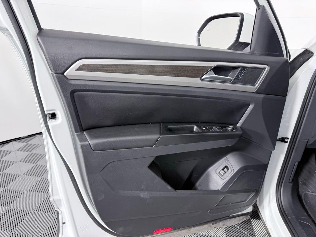 used 2019 Volkswagen Atlas car, priced at $16,787