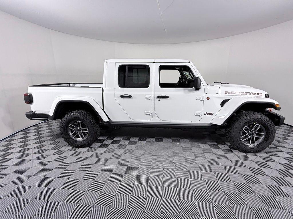 new 2026 Jeep Gladiator car, priced at $55,898