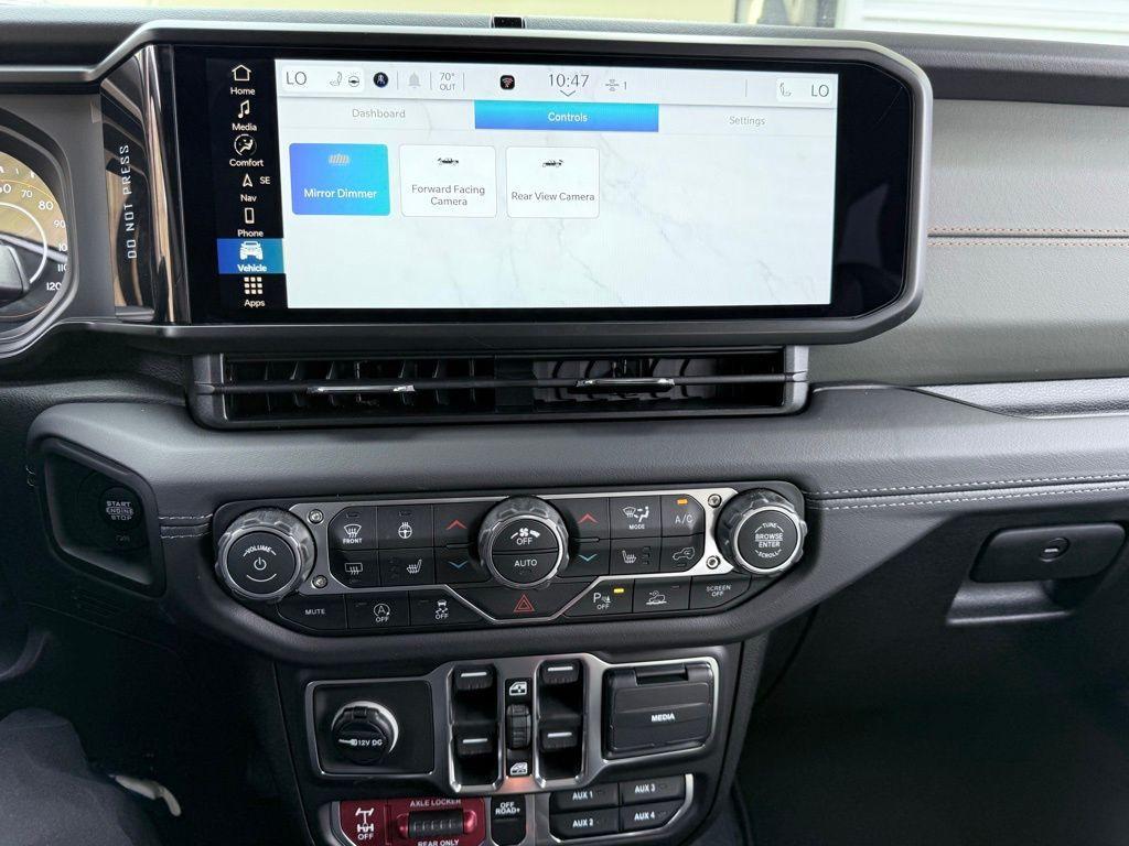 new 2026 Jeep Gladiator car, priced at $55,898