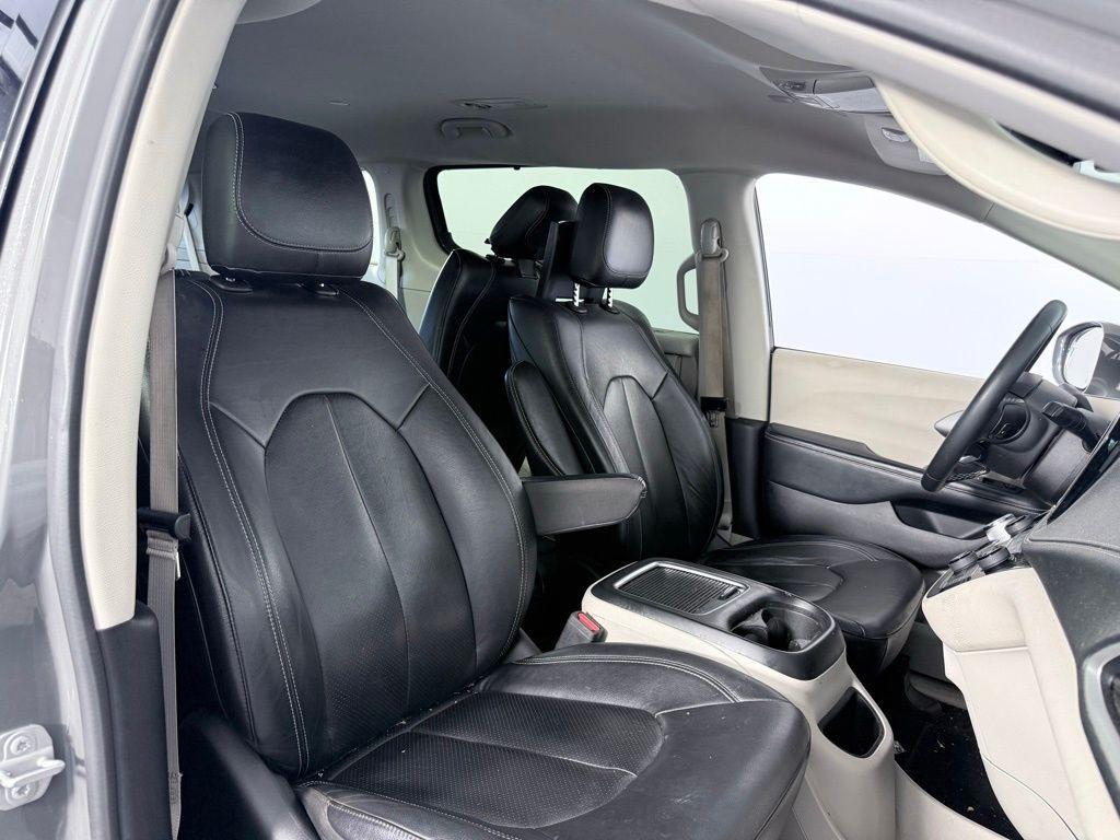 used 2022 Chrysler Pacifica car, priced at $22,887