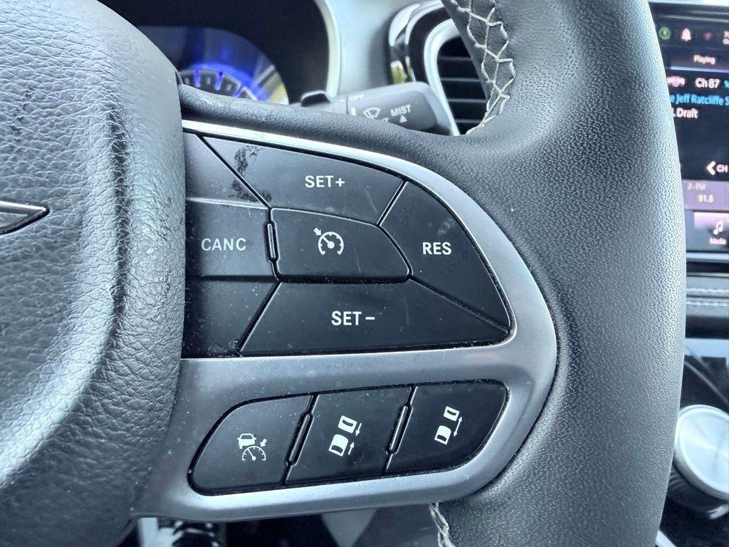 used 2022 Chrysler Pacifica car, priced at $22,887