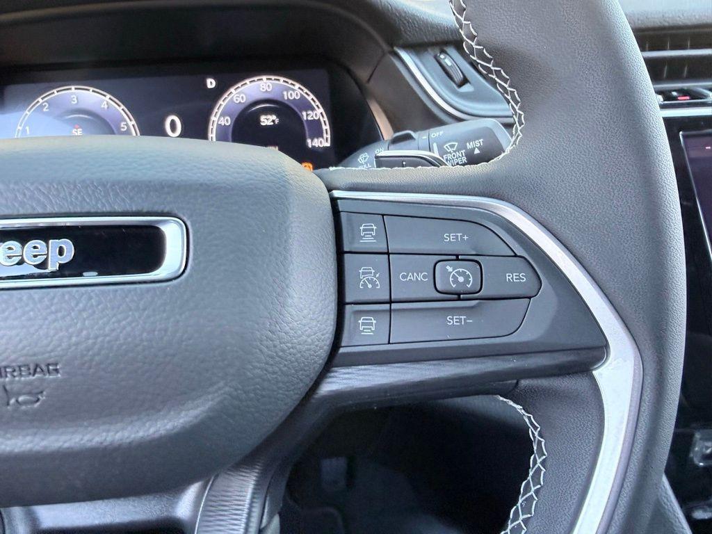 new 2025 Jeep Grand Cherokee car, priced at $31,050