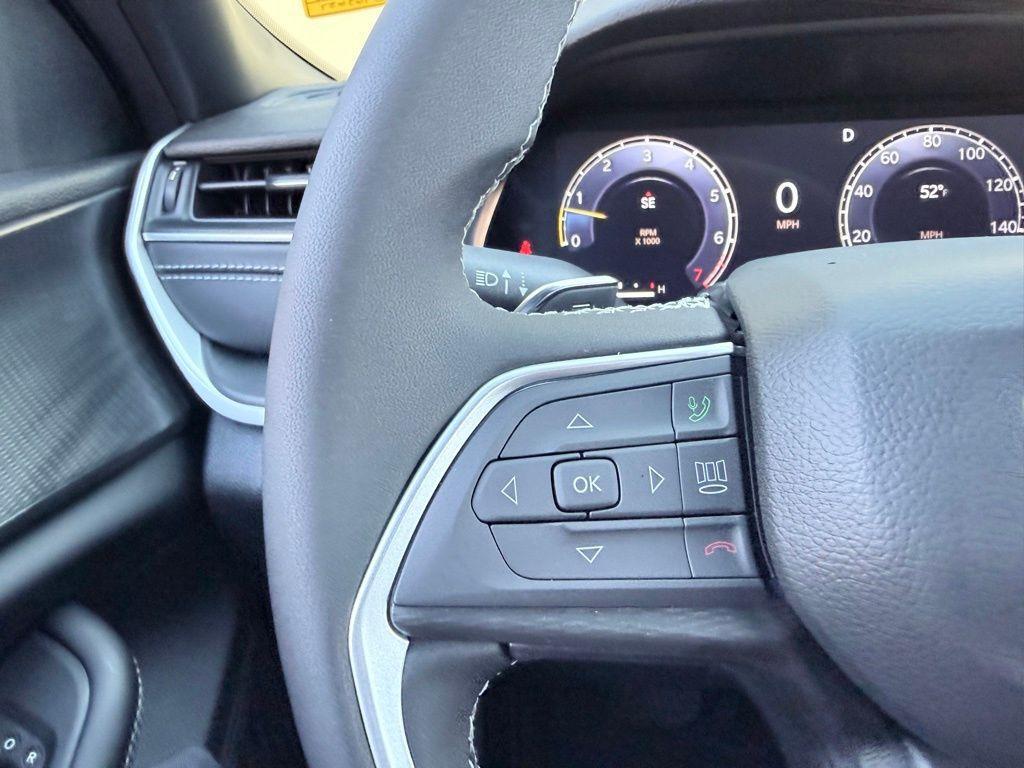 new 2025 Jeep Grand Cherokee car, priced at $31,050