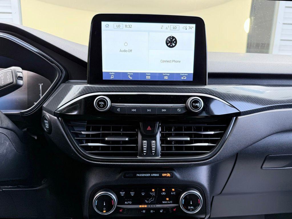 used 2023 Ford Escape car, priced at $20,887