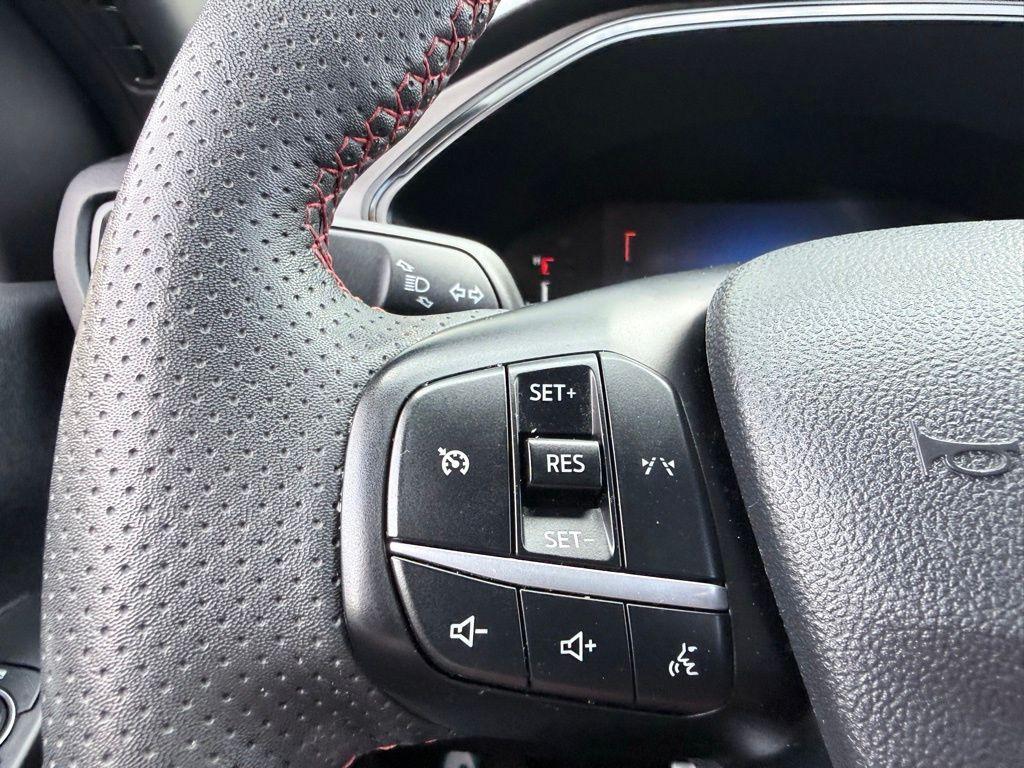 used 2023 Ford Escape car, priced at $20,887