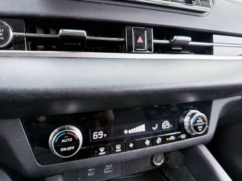 used 2022 Mitsubishi Outlander car, priced at $18,987