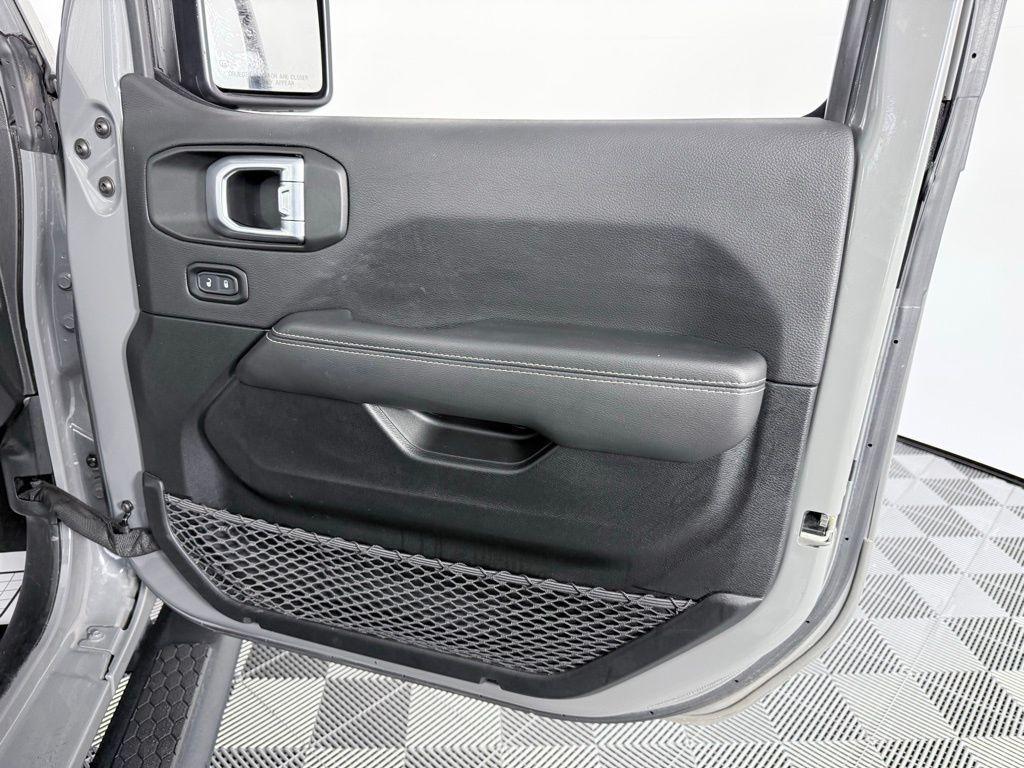 used 2021 Jeep Wrangler Unlimited car, priced at $28,787