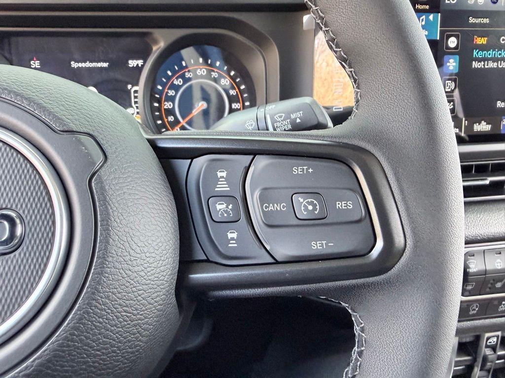 new 2026 Jeep Gladiator car, priced at $44,313