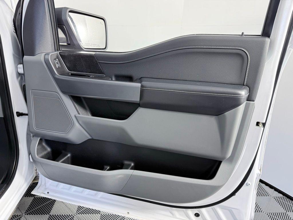 used 2021 Ford F-150 car, priced at $31,487