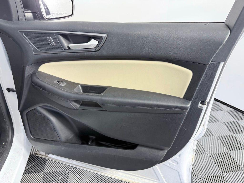 used 2022 Ford Edge car, priced at $22,287