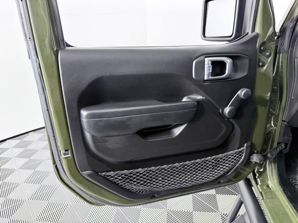 used 2022 Jeep Wrangler Unlimited car, priced at $28,487