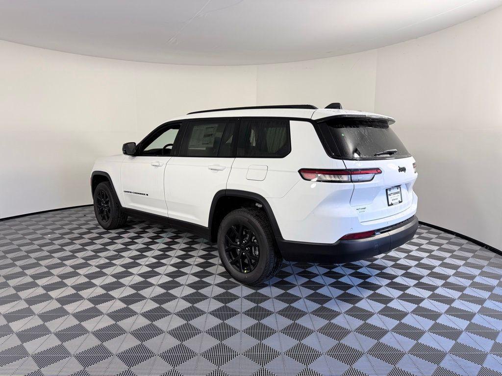 new 2025 Jeep Grand Cherokee L car, priced at $37,135