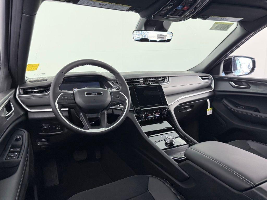new 2025 Jeep Grand Cherokee L car, priced at $37,135
