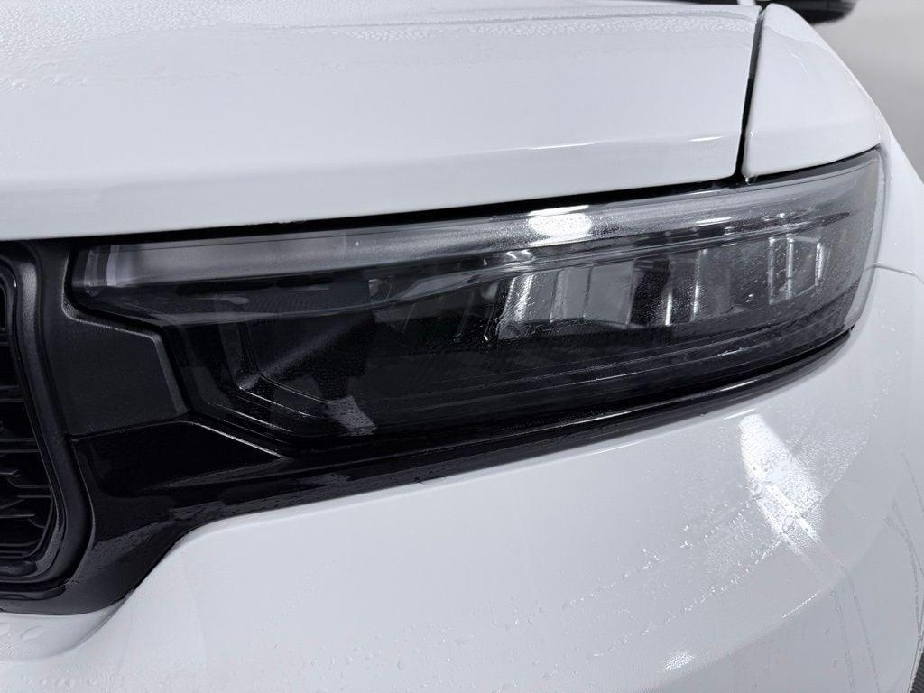 new 2025 Jeep Grand Cherokee L car, priced at $37,135