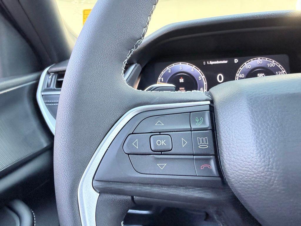 new 2025 Jeep Grand Cherokee L car, priced at $37,135